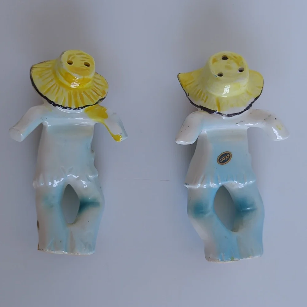 Vintage scarecrow salt and pepper shakers anthropomorphic by Holt Howard Japan